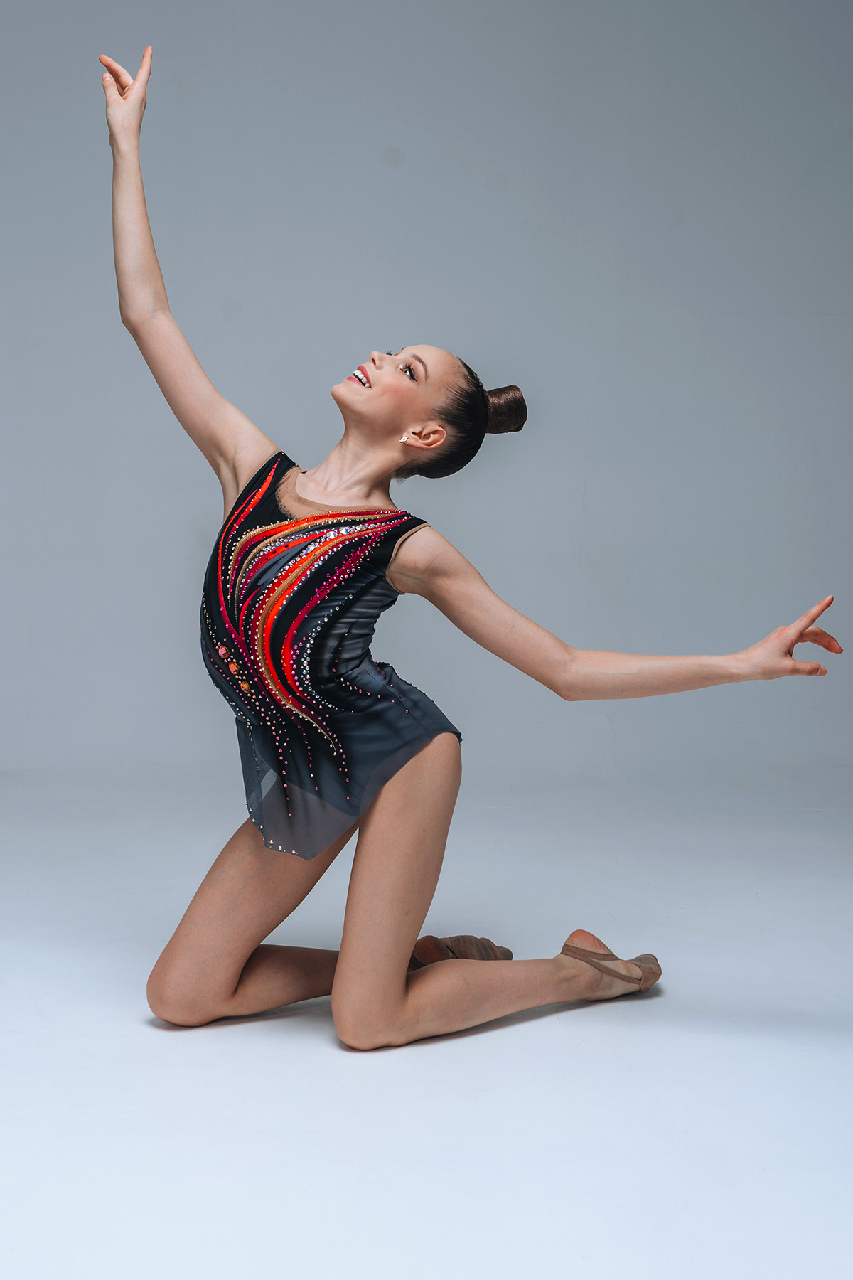 Купальник для художественной гимнастики  Иллюзион со стразами