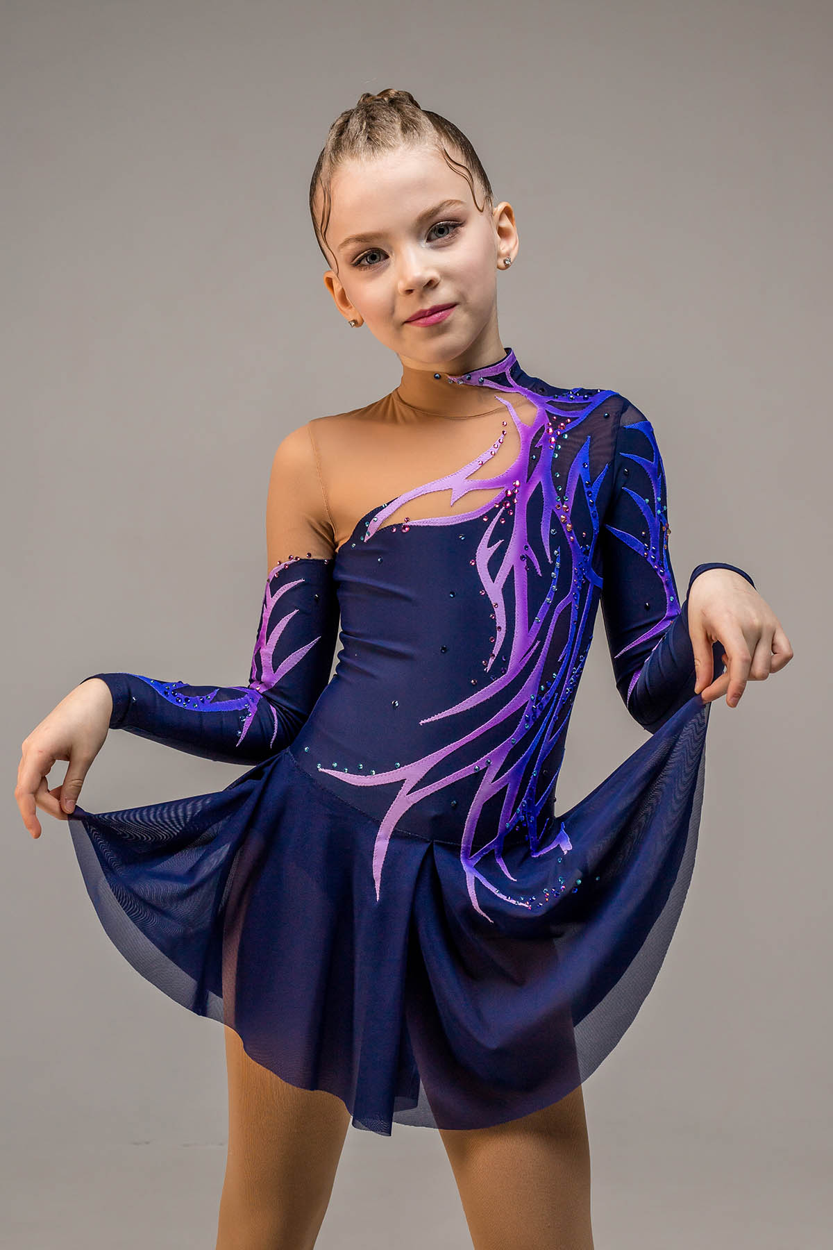 Платье для фигурного катания Дивное плетение со стразами