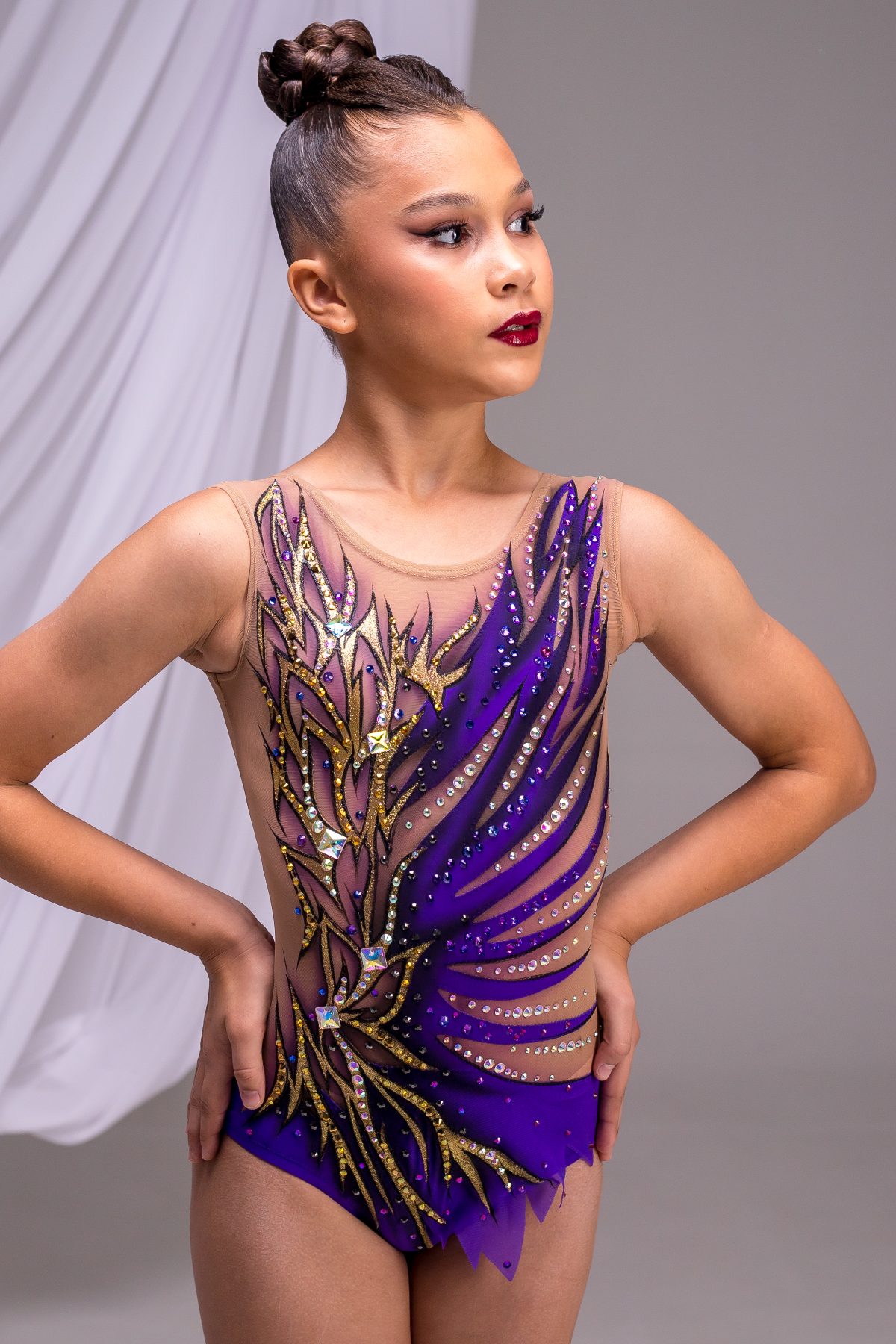 Купальник для художественной гимнастики Искры золота Purple
