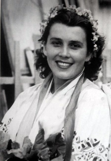 1_albina-nikolaevna-deryugina.png